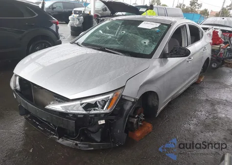 2019 Hyundai Elantra Sel z USA, uszkodzony, nr VIN 5NPD84LF5KH407576